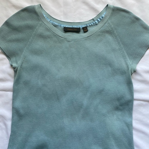 Amber Sun Top - Picture 2 of 4